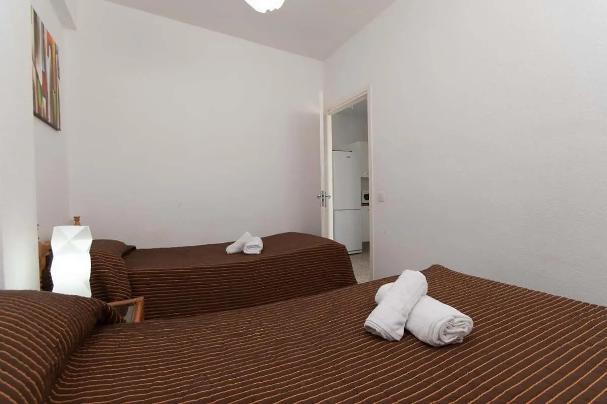 Virginia - Two Bed Apartment Los Cristianos