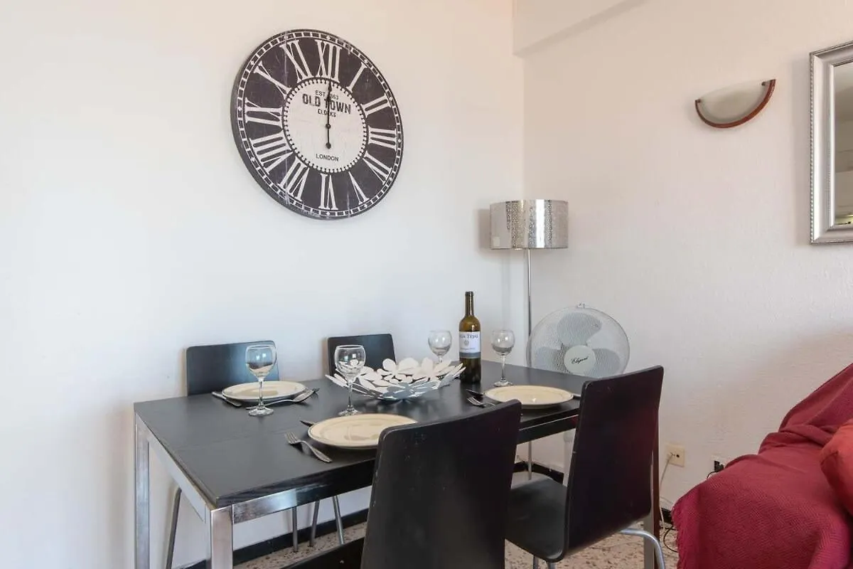 Virginia - Two Bed Apartment Los Cristianos